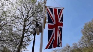 London Tea Adventure - Royal Garden Party